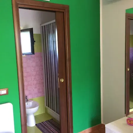 Mula Germaneto Bed & Breakfast *