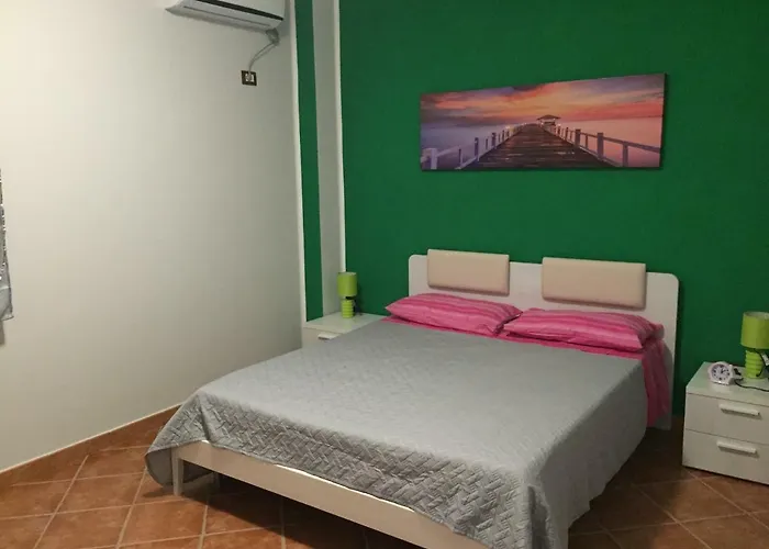 Mula Germaneto Panzió